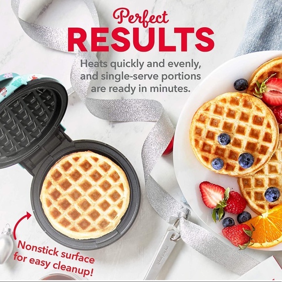 Dash Snowman Mini Waffle Maker, Blue - Picture 5 of 7